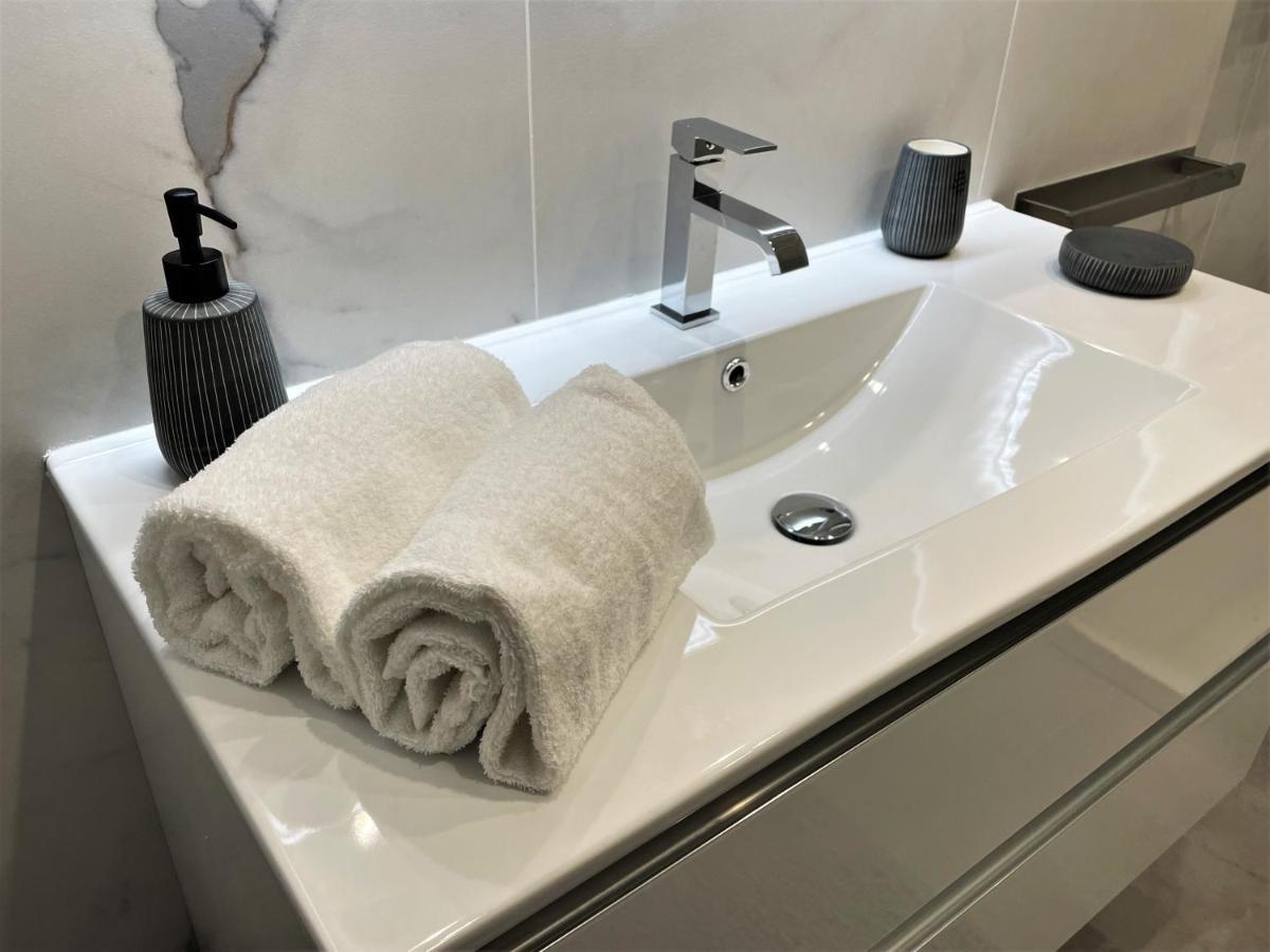 Ferienwohnung Acqua Azzurra La Spezia Exterior foto
